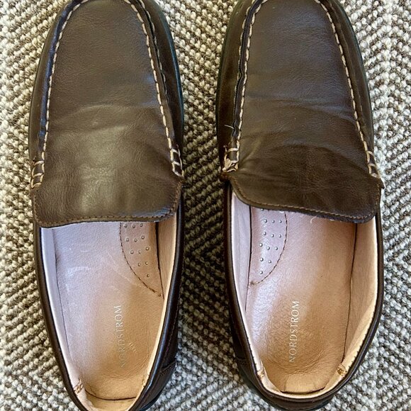 Boys Brown Shoes Nordstrom like new - Picture 13 of 16